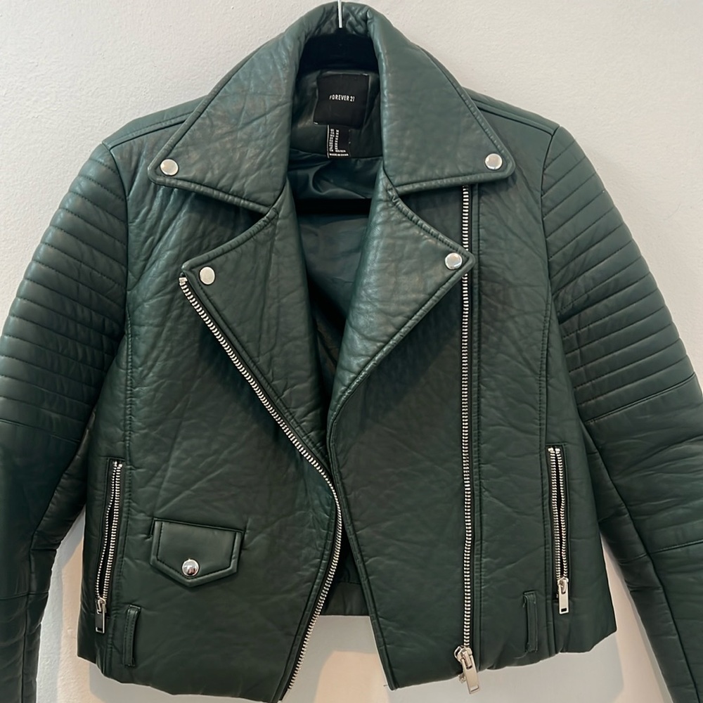 Forever 21 Women's Green Jacket/Faux